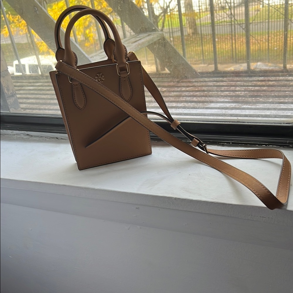 Tory Burch Tan Leather Crossbody Purse